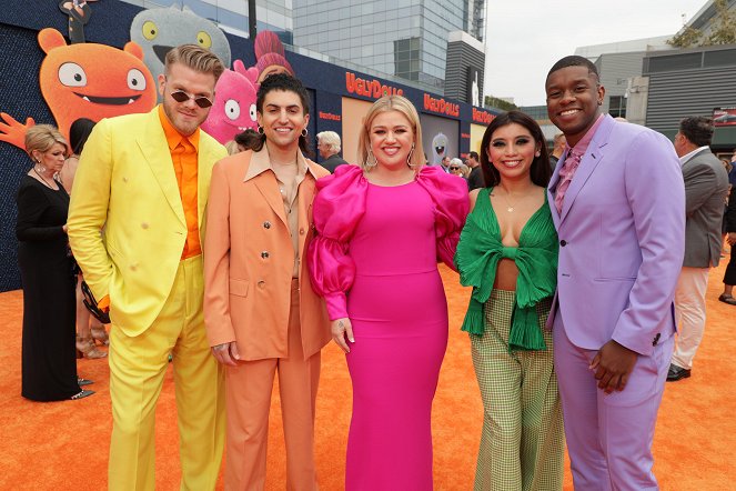 Paskudy. UglyDolls - Z imprez - The World Premiere of UGLYDOLLS at Regal L.A. LIVE: A Barco Innovation Center in Los Angeles, CA on Saturday, April 27, 2019. - Scott Hoying, Mitch Grassi, Kelly Clarkson, Kirstin Maldonado, Matt Sallee