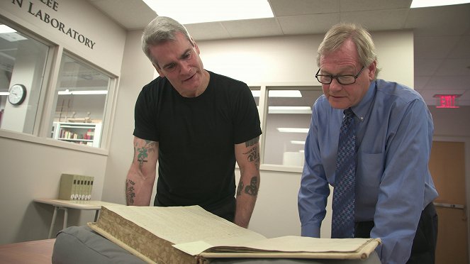 10 Things You Don't Know About - Photos - Henry Rollins