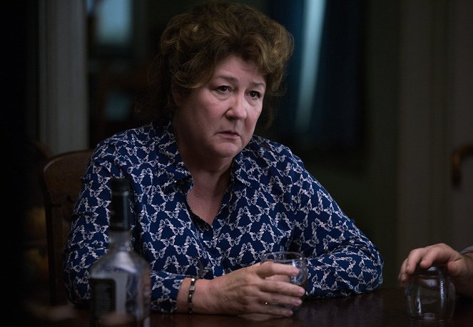Sneaky Pete - Coyote Is Always Hungry - Photos - Margo Martindale