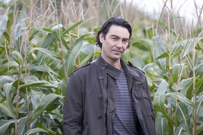 Inspector Lynley Mysteries: Natural Causes - Promoción - Nathaniel Parker