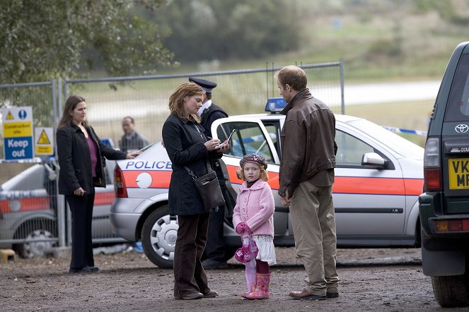 Inspector Lynley: Wer ohne Sünde ist - Filmfotos - Liza Tarbuck, Sharon Small, Molly Herbert, Adrian Rawlins