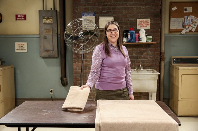The Big Bang Theory - Season 12 - The Laureate Accumulation - Photos - Mayim Bialik