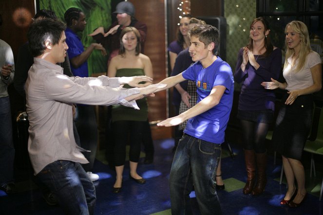 Kyle XY - Free to Be You and Me - Photos - Matt Dallas, Jean-Luc Bilodeau