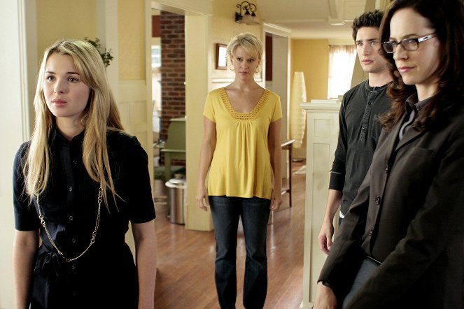 Kyle XY - Season 2 - Grounded - Z filmu - Kirsten Zien, Marguerite MacIntyre, Matt Dallas, Anna Galvin