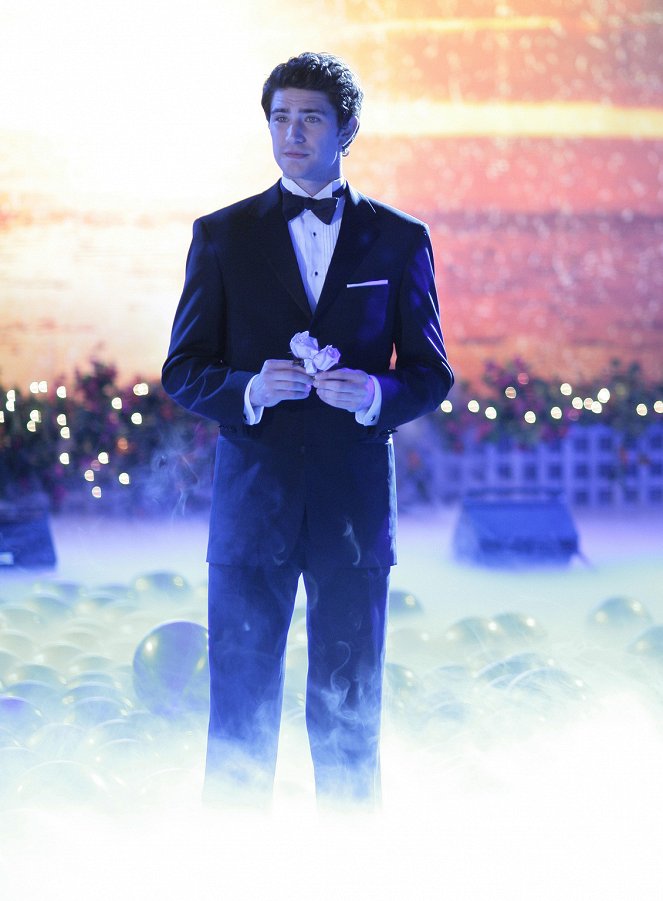 Kyle XY - Season 2 - Der Abschlussball - Filmfotos - Matt Dallas