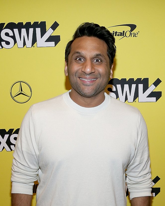 Srážka s láskou - Z akcí - The Long Shot screening at the Paramount Theater during the 2019 SXSW Conference And Festival on March 9, 2019 in Austin, Texas. - Ravi Patel