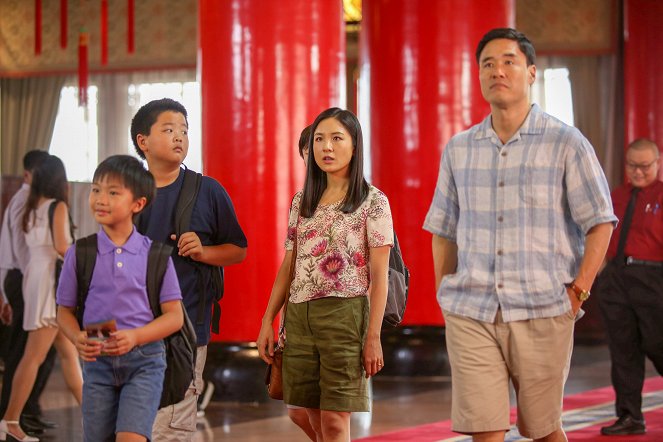 Fresh Off the Boat - Coming from America - Photos