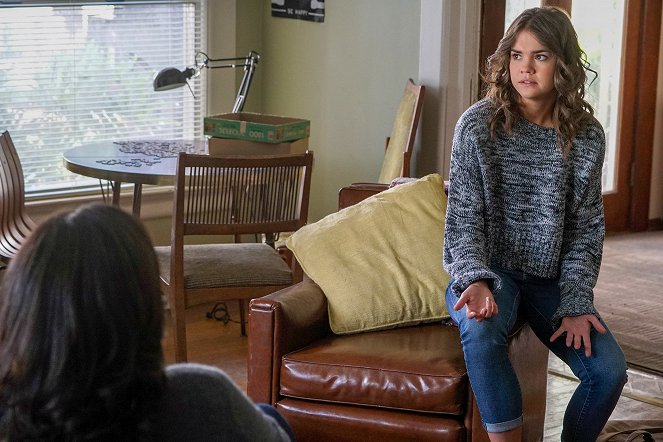 The Fosters - Minor Offenses - Film - Maia Mitchell