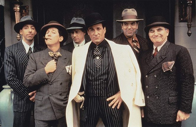L'Embrouille est dans le sac - Promo - Paul Greco, Peter Riegert, Joey Travolta, Sylvester Stallone, Chazz Palminteri, Richard Foronjy
