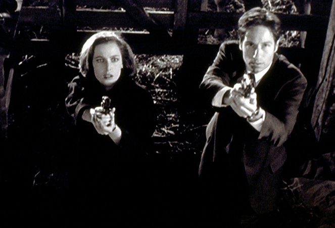 The X-Files - Season 5 - Prométhée post-moderne - Film - Gillian Anderson, David Duchovny