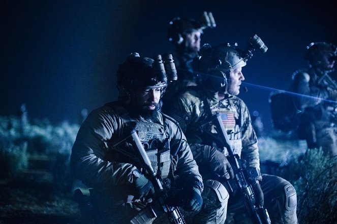 SEAL Team - Medicate and Isolate - Van film - Neil Brown Jr.