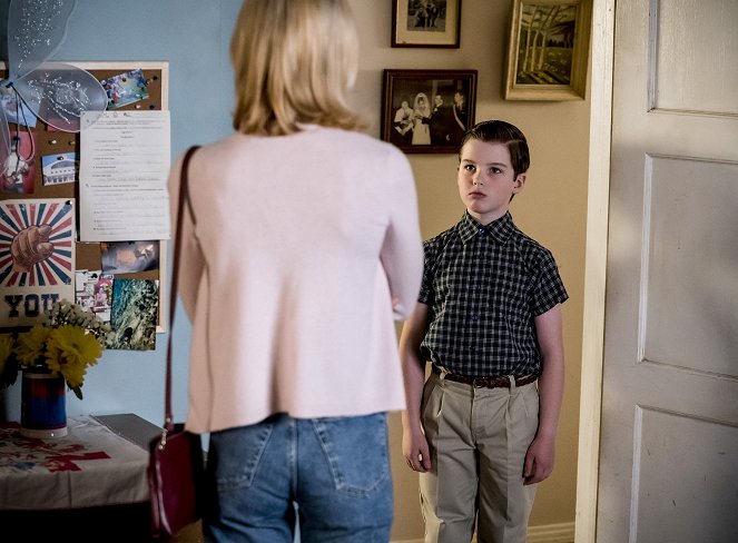 Young Sheldon - A Proposal and a Popsicle Stick Cross - Van film - Iain Armitage