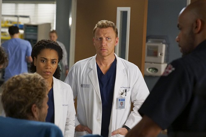 Grey's Anatomy - What I Did for Love - Photos - Kelly McCreary, Kevin McKidd