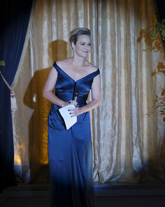 The Bold Type - The Deep End - Van film - Melora Hardin