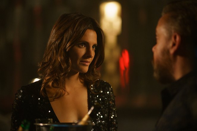 Absentia - Sous couverture - Film - Stana Katic