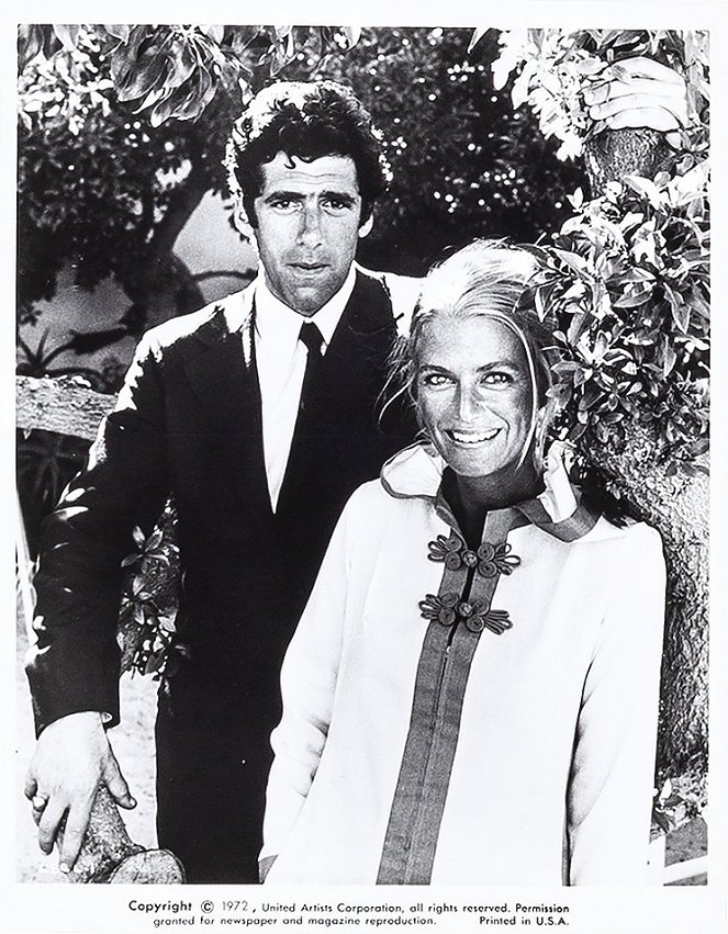 The Long Goodbye - Lobby Cards - Elliott Gould, Nina van Pallandt