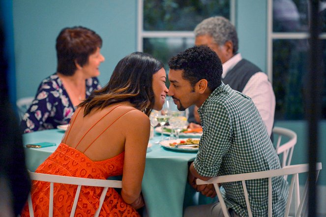 Jane the Virgin - Chapter Seventy-Four - Photos - Gina Rodriguez