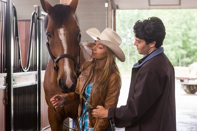 Heartland - Paradies für Pferde - Season 6 - Unerwartete Hilfe - Filmfotos - Amber Marshall