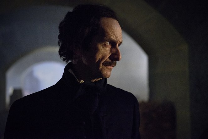 Edgar Allan Poe - Z filmu - Denis O'Hare