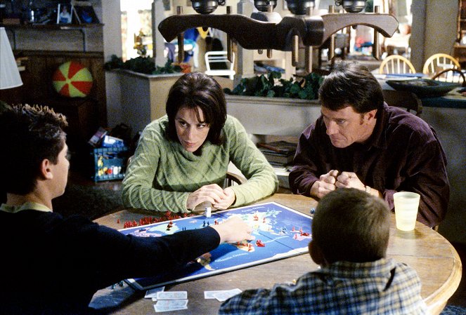 Malcolm in the Middle - Season 2 - Surgery - Photos