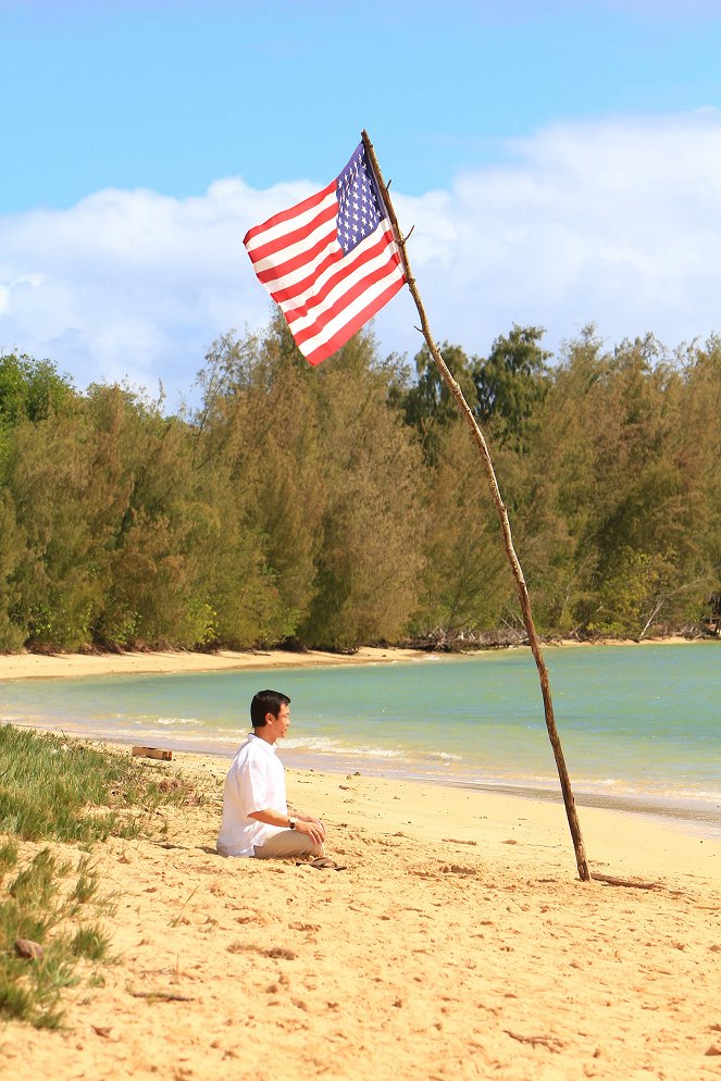 Last Resort - Blue Water - Filmfotók - Chin Han