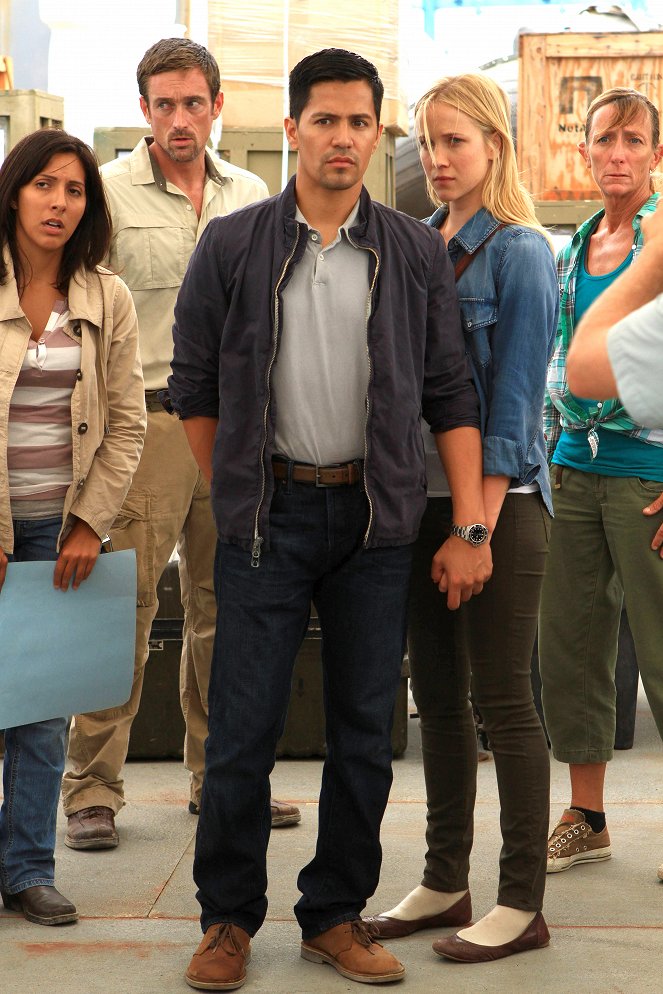 Last Resort - Cinderella Liberty - Z filmu - Jay Hernandez, Jessy Schram