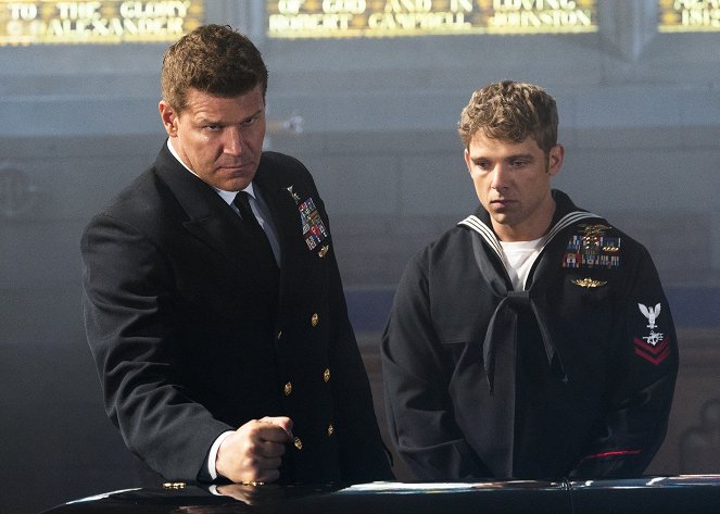 Tým SEAL - Never Out of the Fight - Z filmu - David Boreanaz, Max Thieriot