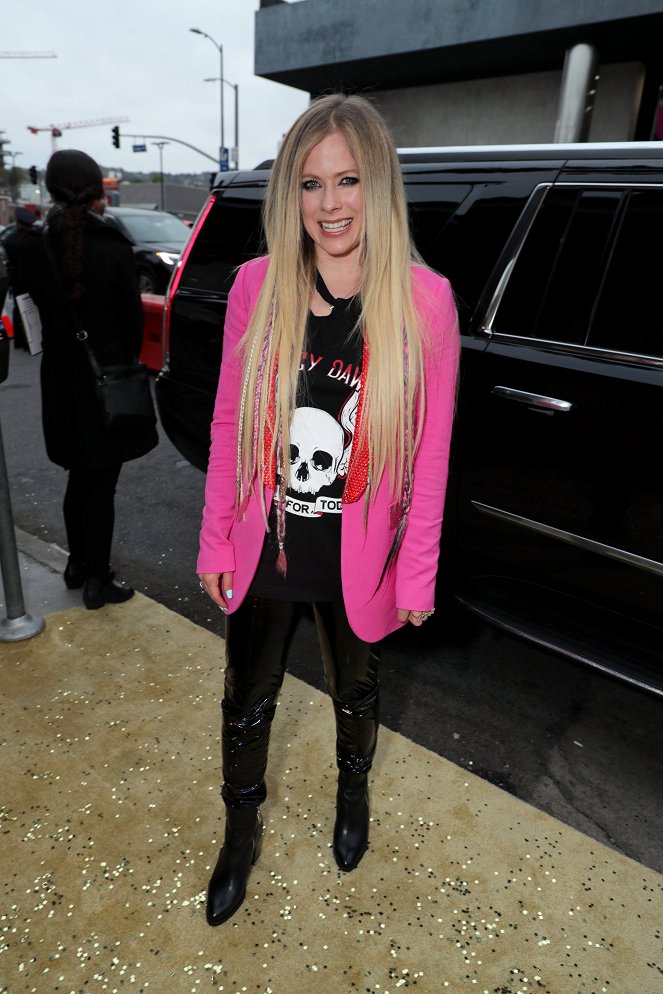 Podfukárky - Z akcií - The World Premiere of THE HUSTLE on May 8, 2019 at the ArcLight Cinerama Dome in Los Angeles, California - Avril Lavigne