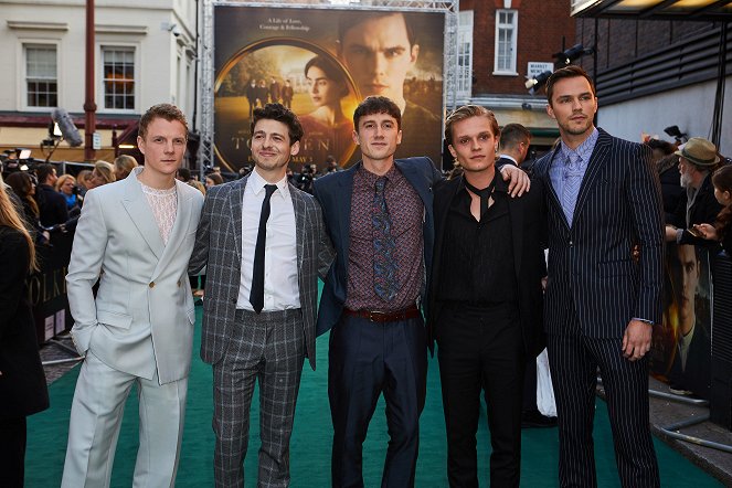 Tolkien - Z imprez - UK Premiere - Patrick Gibson, Anthony Boyle, Tom Glynn-Carney, Nicholas Hoult