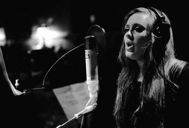 Achtung, Aufnahme! - In den Schmieden des Pop - Das Geheimnis der Stimme - Filmfotos - Adele