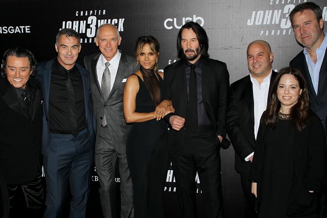 John Wick Parabellum - Événements - New York Special Screening of John Wick: Chapter 3 - Parabellum, presented by Bucherer and Curb, Brooklyn - New York - 5/9/19 - Ian McShane, Chad Stahelski, Halle Berry, Keanu Reeves