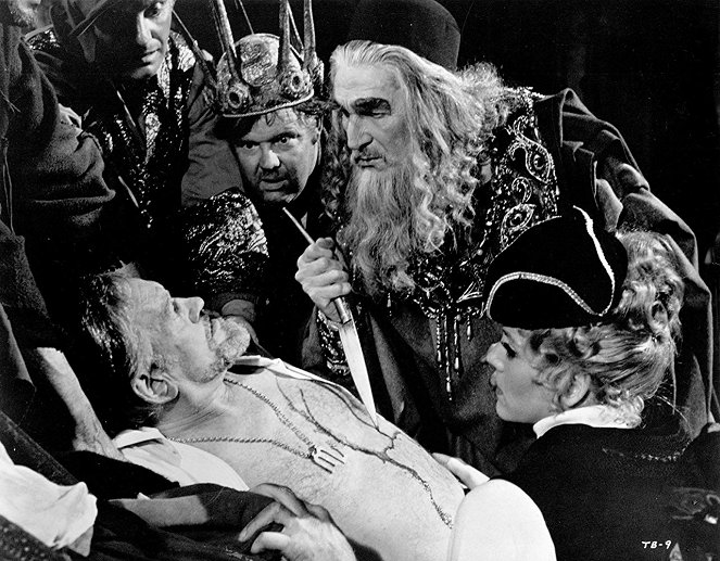 Theatre of Blood - Photos - Harry Andrews, Vincent Price, Diana Rigg