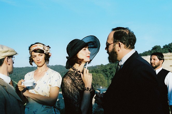 Le Parfum de la dame en noir - Kuvat elokuvasta