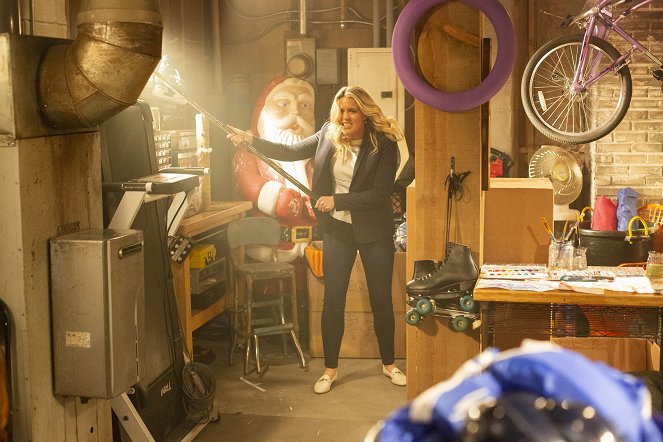 American Housewife - Locked in the Basement - Photos - Jessica St. Clair
