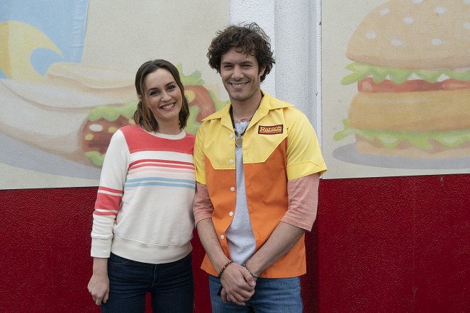 Single Parents - Ketchup - Del rodaje - Leighton Meester, Adam Brody