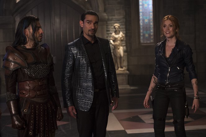 Shadowhunters: The Mortal Instruments - Alliance - Photos