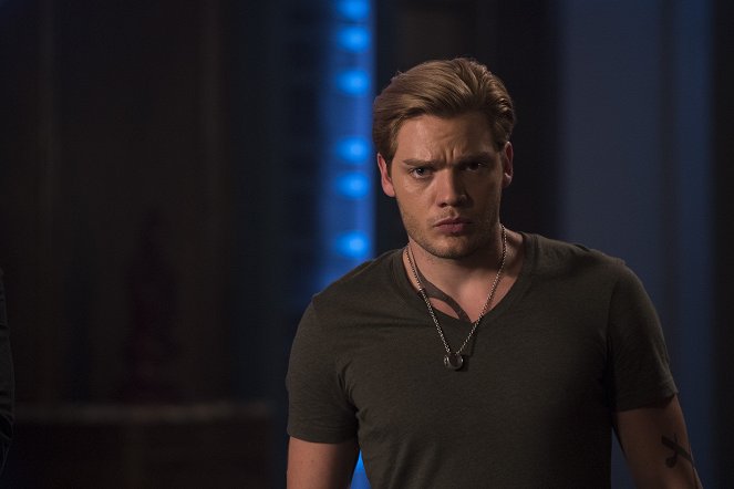 Shadowhunters: The Mortal Instruments - Alliance - Photos