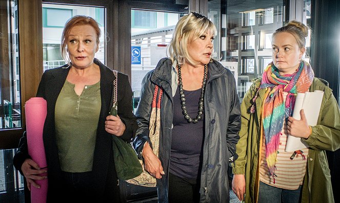 Melkein totta - De la película - Heli Sutela, Hannele Lauri, Emilia Sinisalo