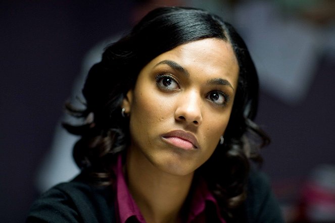 Law & Order: UK - Season 1 - Care - Photos - Freema Agyeman