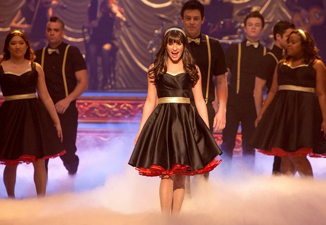 Glee - Season 3 - On My Way - Photos - Lea Michele, Cory Monteith