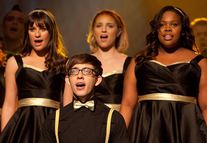 Glee - On My Way - Photos - Lea Michele, Kevin McHale, Amber Riley