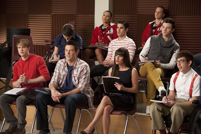 Glee - Hermano mayor - De la película - Chord Overstreet, Cory Monteith, Naya Rivera, Darren Criss, Lea Michele, Heather Morris, Chris Colfer, Kevin McHale