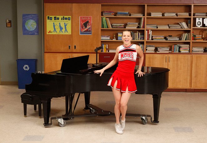 Glee - Dance with Somebody - Van film - Heather Morris
