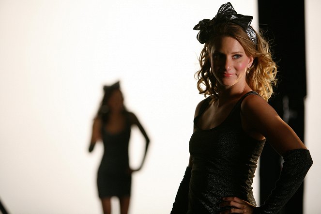 Glee - Season 3 - Dance with Somebody - Photos - Heather Morris