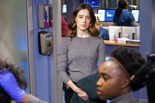 Chicago Med - Więcej szkód niż pożytku - Z filmu - Marina Squerciati