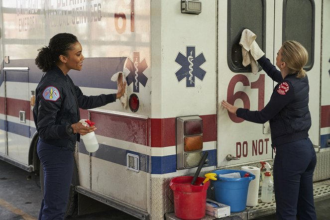 Chicago Fire - Season 7 - No Such Thing as Bad Luck - Photos - Annie Ilonzeh
