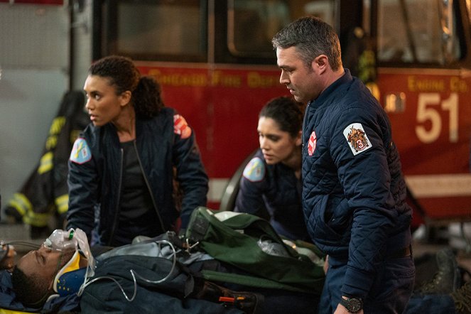 Chicago Fire - Until the Weather Breaks - Photos - Taylor Kinney