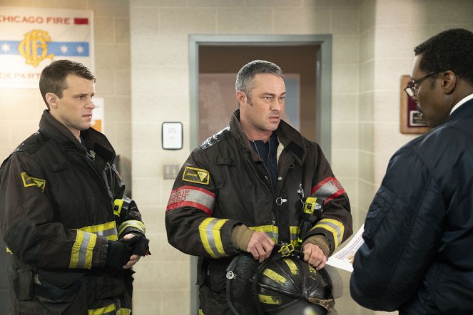 Chicago Fire - Season 7 - Until the Weather Breaks - Photos - Jesse Spencer, Taylor Kinney