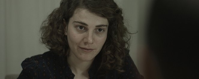 Arada - De la película - Fatma Yıldız