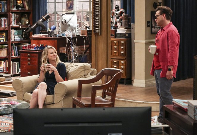 The Big Bang Theory - Season 12 - The Maternal Conclusion - Photos - Kaley Cuoco, Johnny Galecki